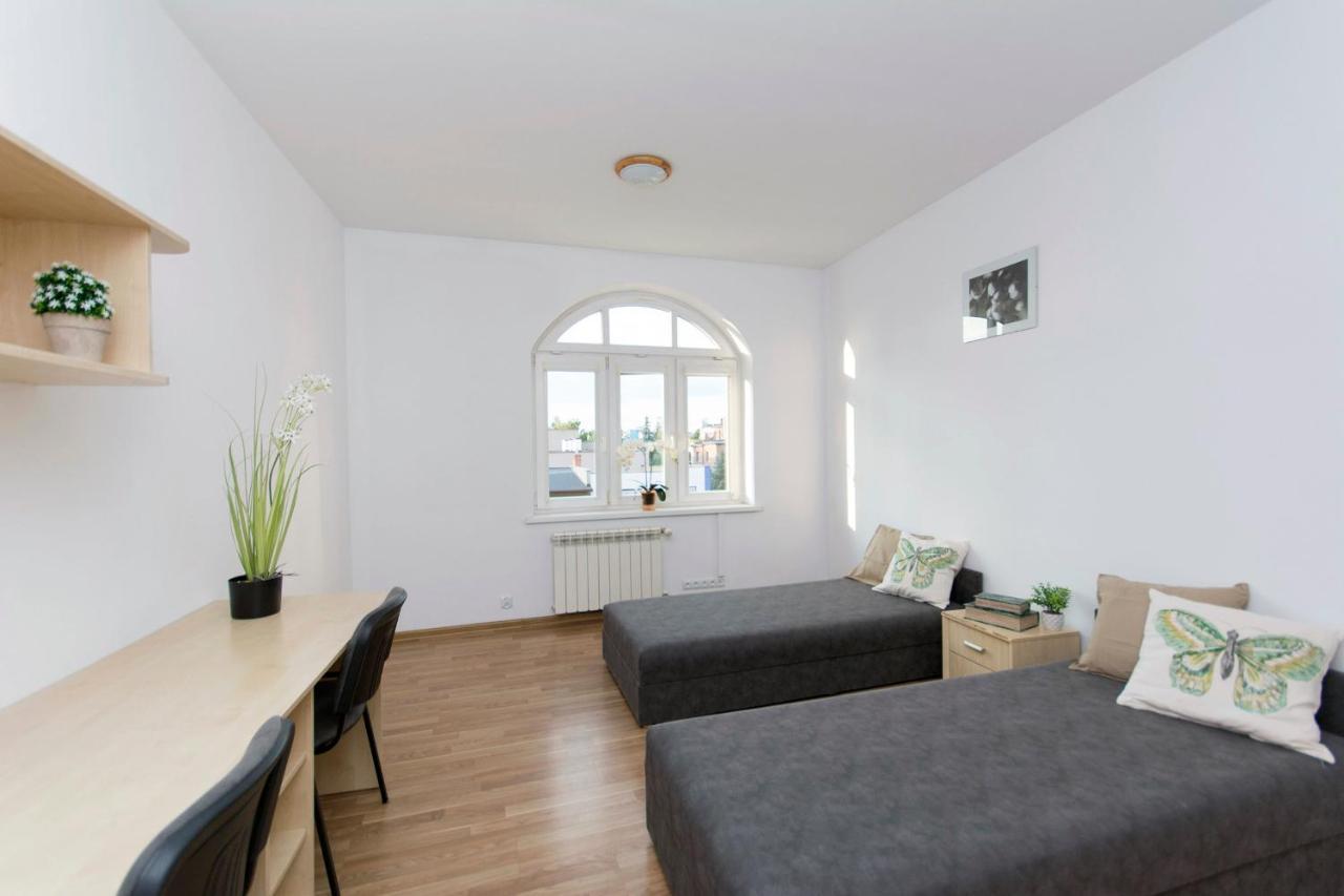 Akademikus Torun Hostel ภายนอก รูปภาพ