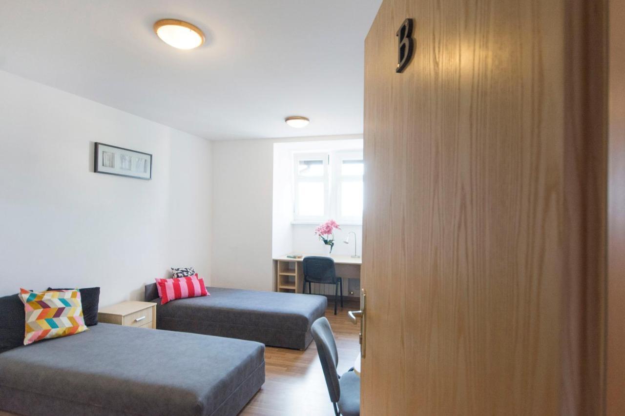 Akademikus Torun Hostel ภายนอก รูปภาพ