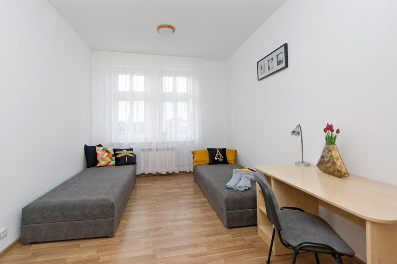 Akademikus Torun Hostel ภายนอก รูปภาพ