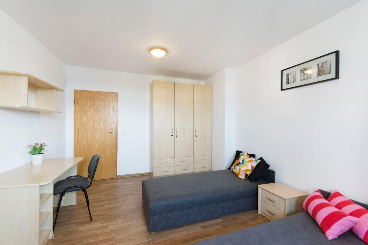 Akademikus Torun Hostel ภายนอก รูปภาพ