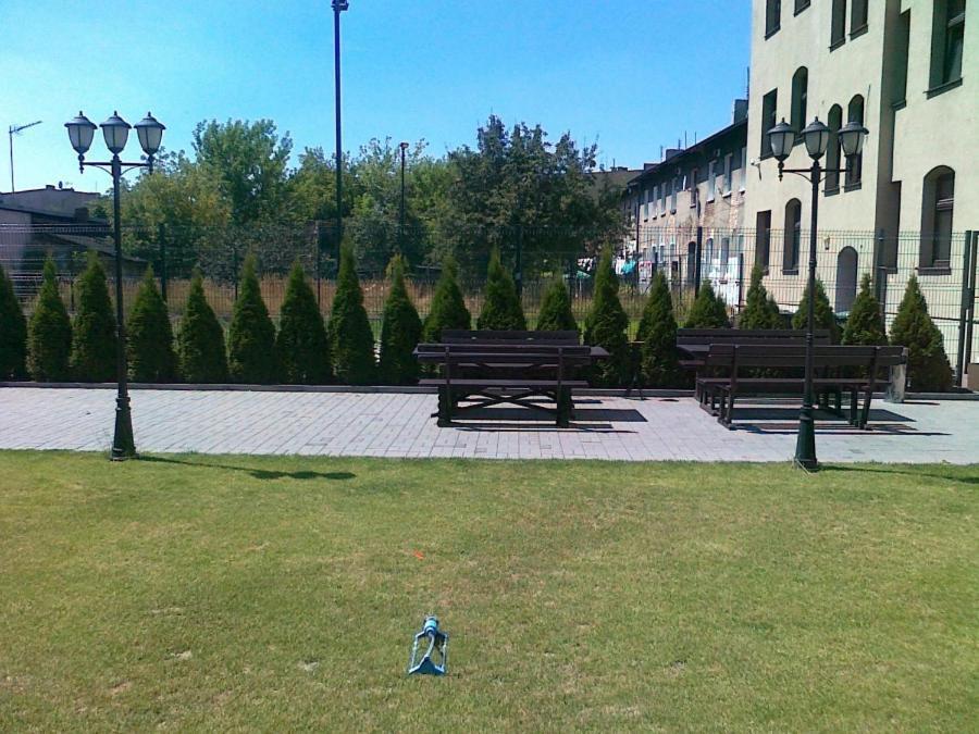 Akademikus Torun Hostel ภายนอก รูปภาพ