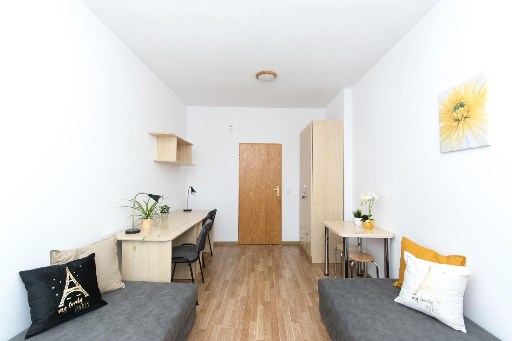 Akademikus Torun Hostel ภายนอก รูปภาพ